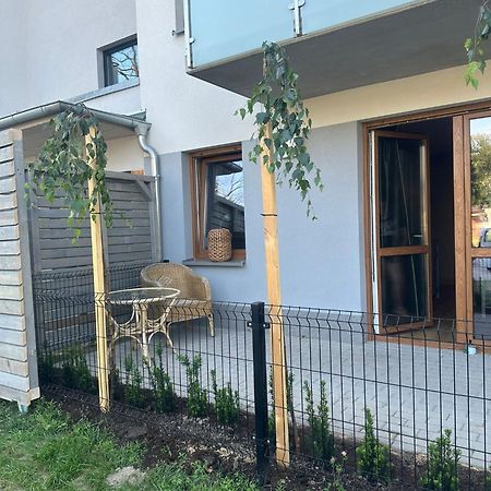 Apartament 8 Z Ogrodkiem I Prywatna Sauna, Rowery, Spacery W Dolinie Baryczy - 5D Apartamenty Milicz Bagian luar foto