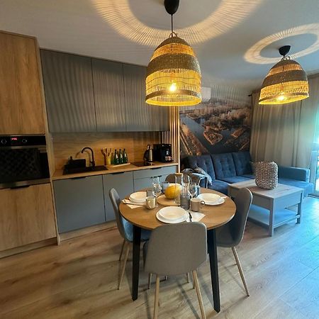 Apartament 8 Z Ogrodkiem I Prywatna Sauna, Rowery, Spacery W Dolinie Baryczy - 5D Apartamenty Milicz Bagian luar foto