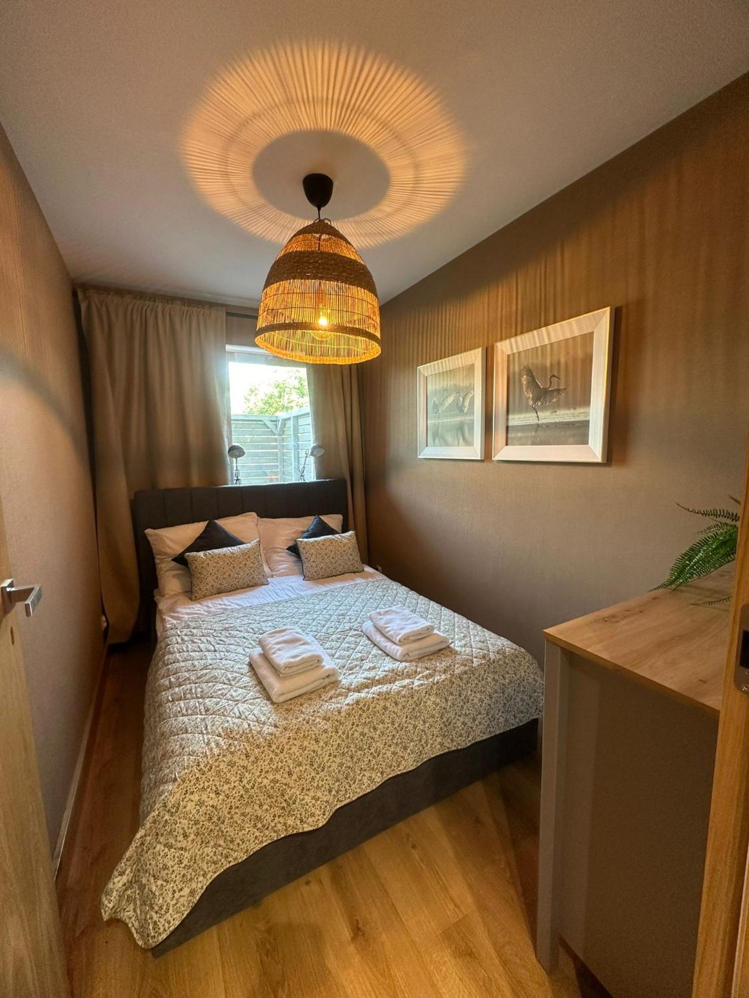 Apartament 8 Z Ogrodkiem I Prywatna Sauna, Rowery, Spacery W Dolinie Baryczy - 5D Apartamenty Milicz Bagian luar foto