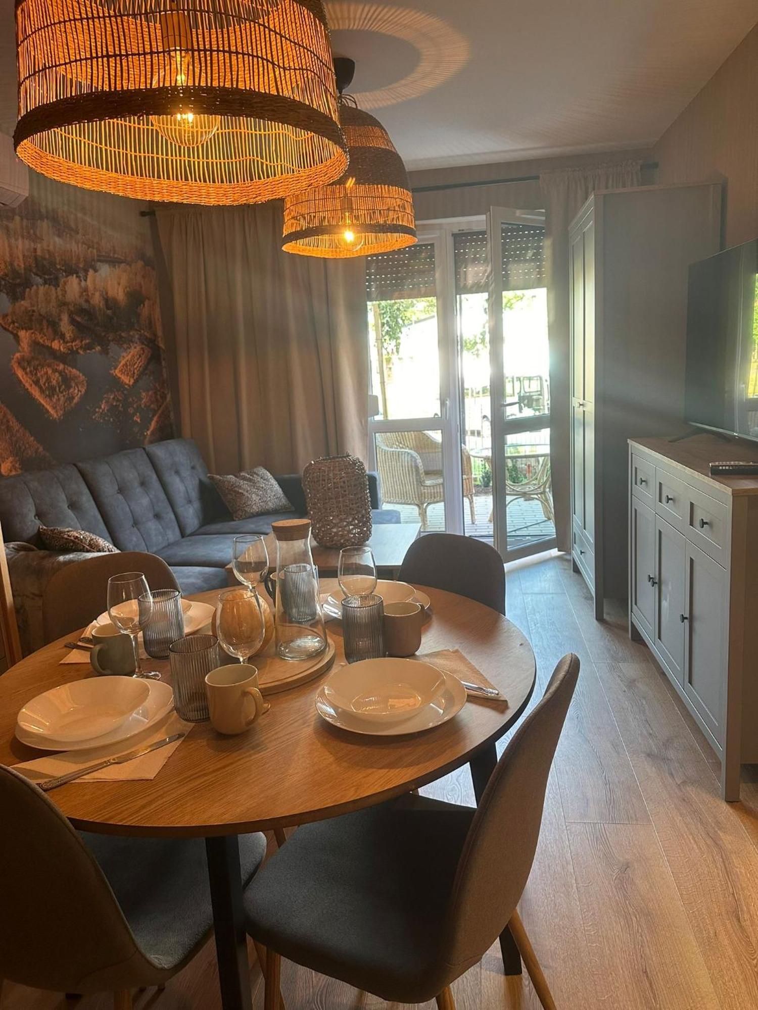 Apartament 8 Z Ogrodkiem I Prywatna Sauna, Rowery, Spacery W Dolinie Baryczy - 5D Apartamenty Milicz Bagian luar foto