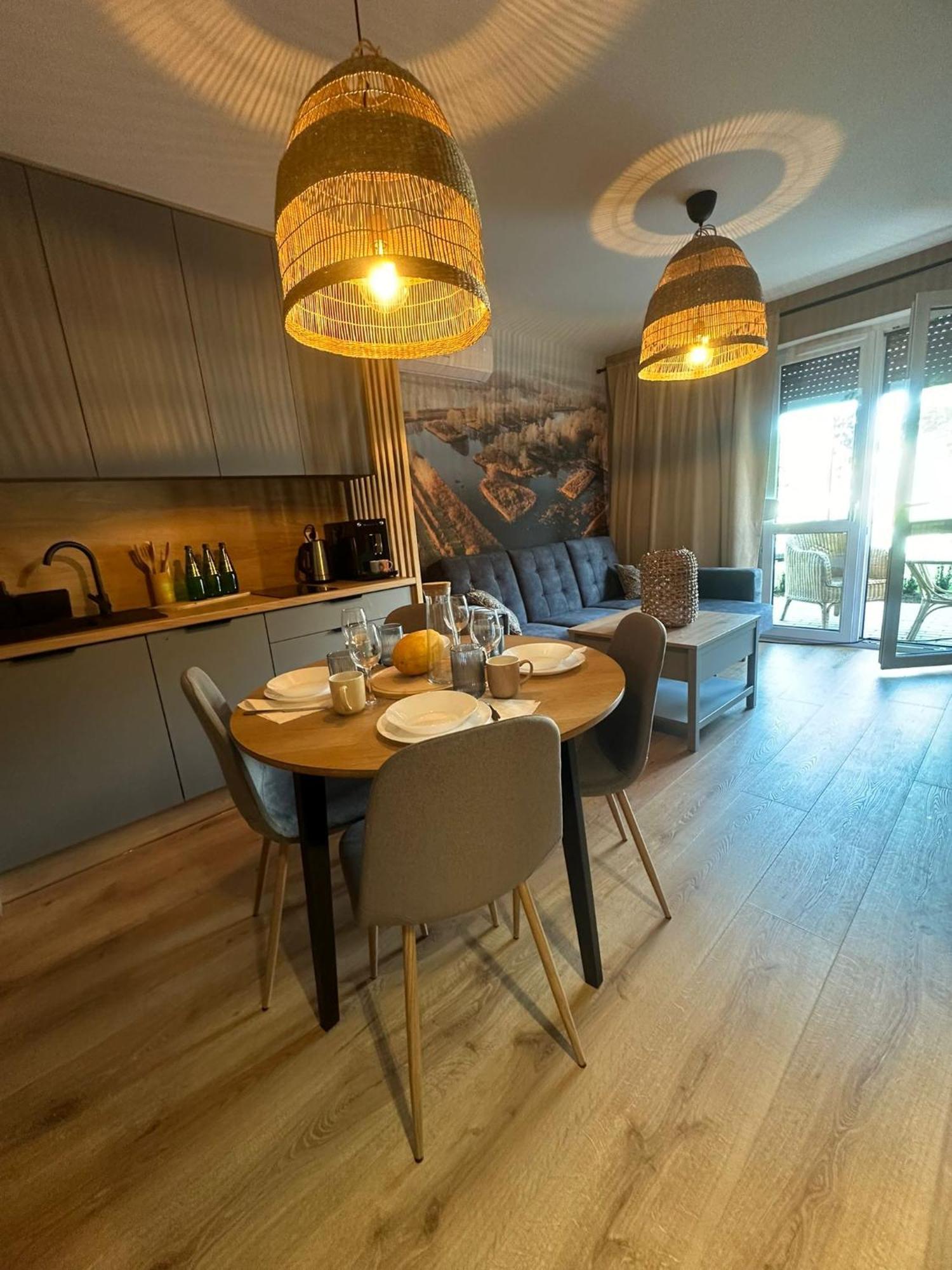 Apartament 8 Z Ogrodkiem I Prywatna Sauna, Rowery, Spacery W Dolinie Baryczy - 5D Apartamenty Milicz Bagian luar foto